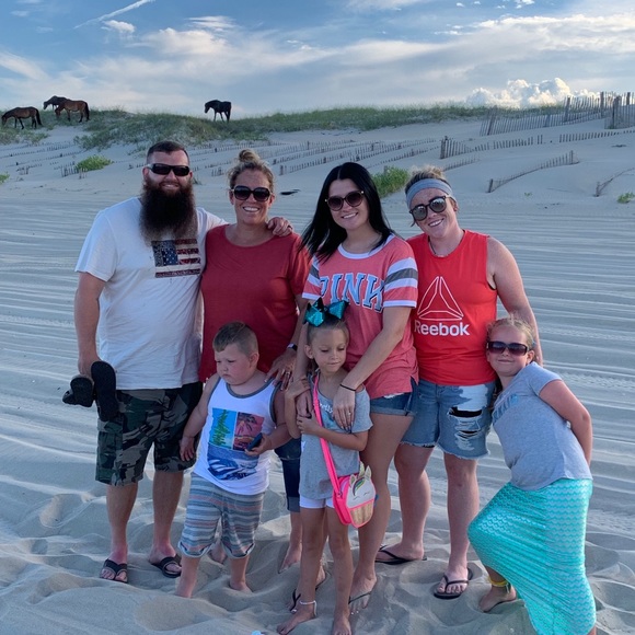 Meet your Posher, Mandy - Picture 7 of 8